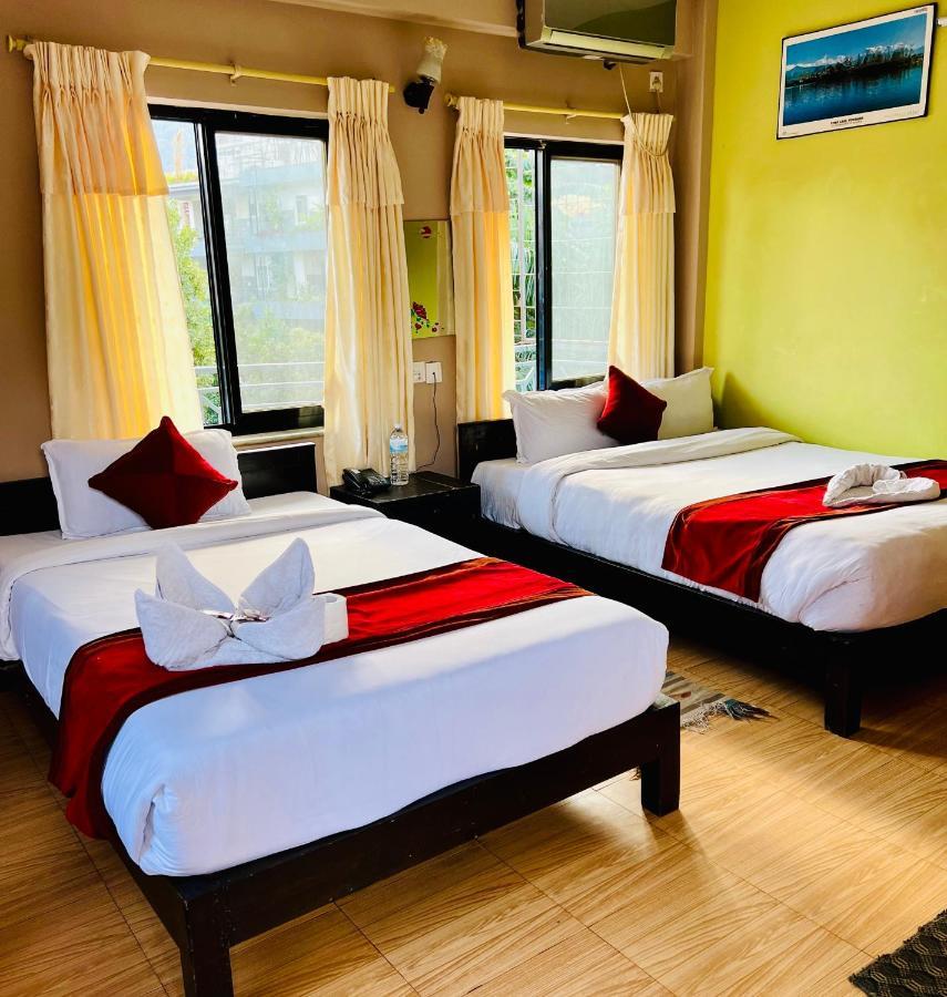 Hotel Donosti Pokhara Exteriör bild